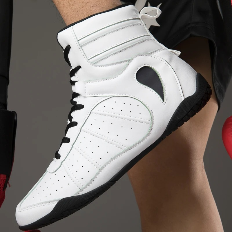 boxing shoes for wide feet