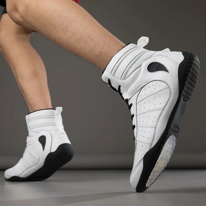 boxing shoes for wide feet