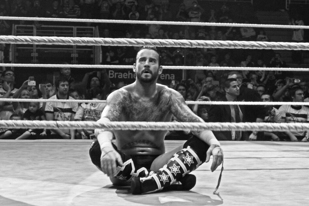 The ULTIMATE WWE Live Event Survival Guide: 5 Insider Hacks to Dominate Your Experience 3 5 Tips for Enjoying a Live WWE Event Like a Pro