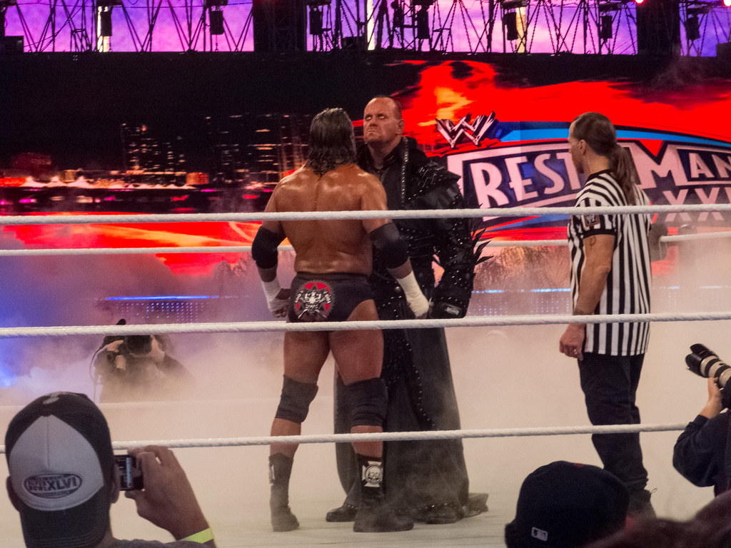 10 Moves You Should Master to Understand WWE Better: The Ultimate Fan Guide 3 10 Moves You Should Master to Understand WWE Better