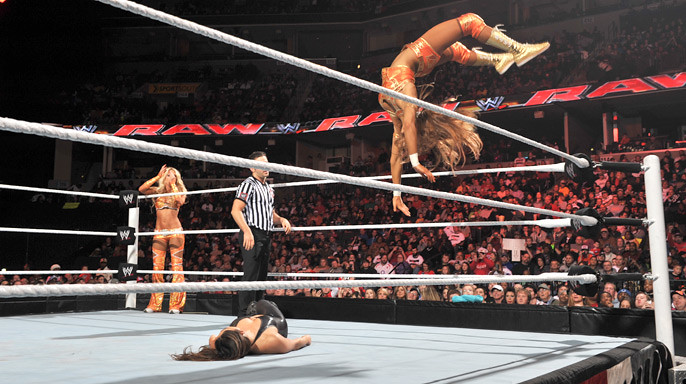 10 WWE Moves Wrestlers Hate Doing (But Fans Love) 4 10 WWE Moves Wrestlers Hate Doing (But Fans Love)