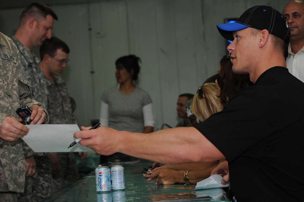 How WWE Superstars Keep Secrets from Fans 5 How WWE Superstars Keep Secrets from Fans