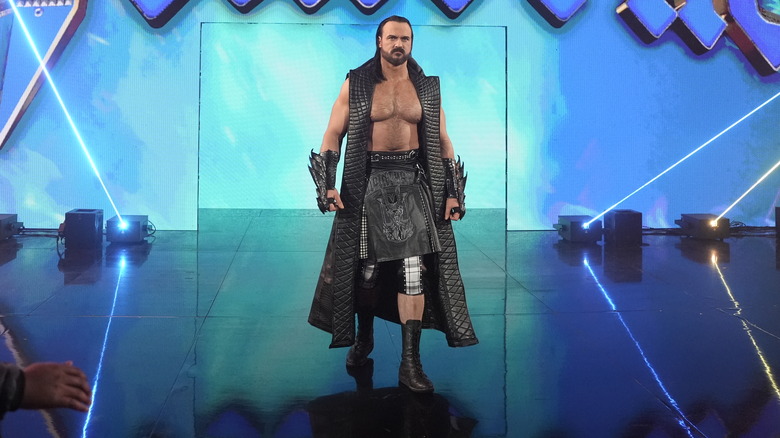 How WWE Stars Get Their Signature Looks 6 How WWE Stars Get Their Signature Looks